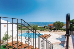 PHOTO-2019-04-06-15-22-08-2